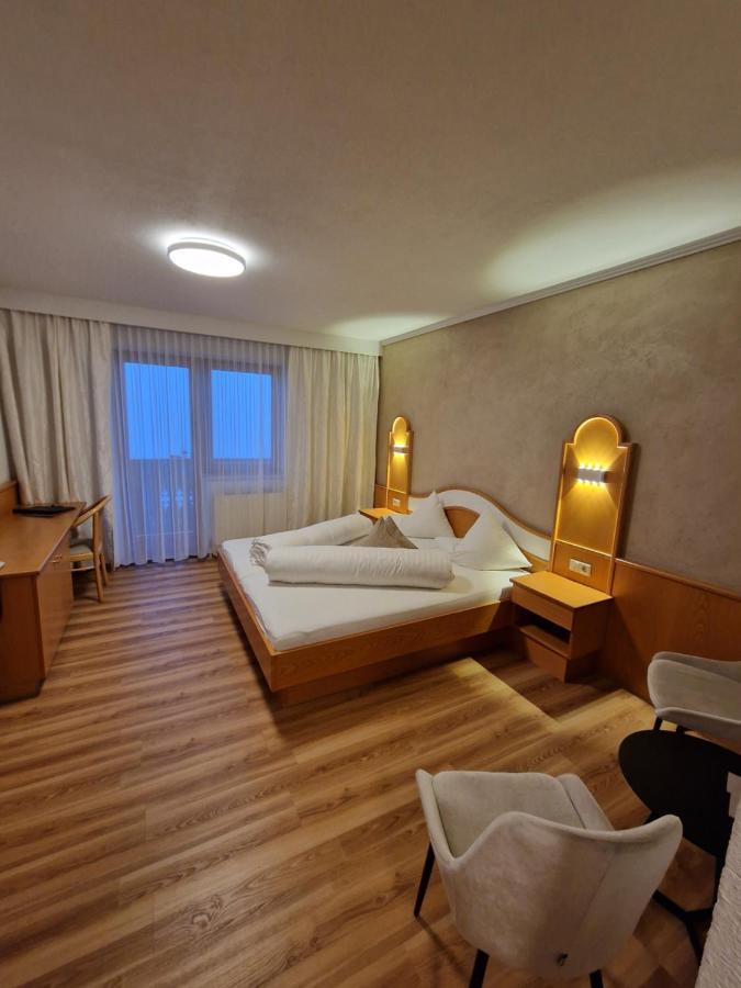 Hotel Romantica Jerzens Exteriér fotografie