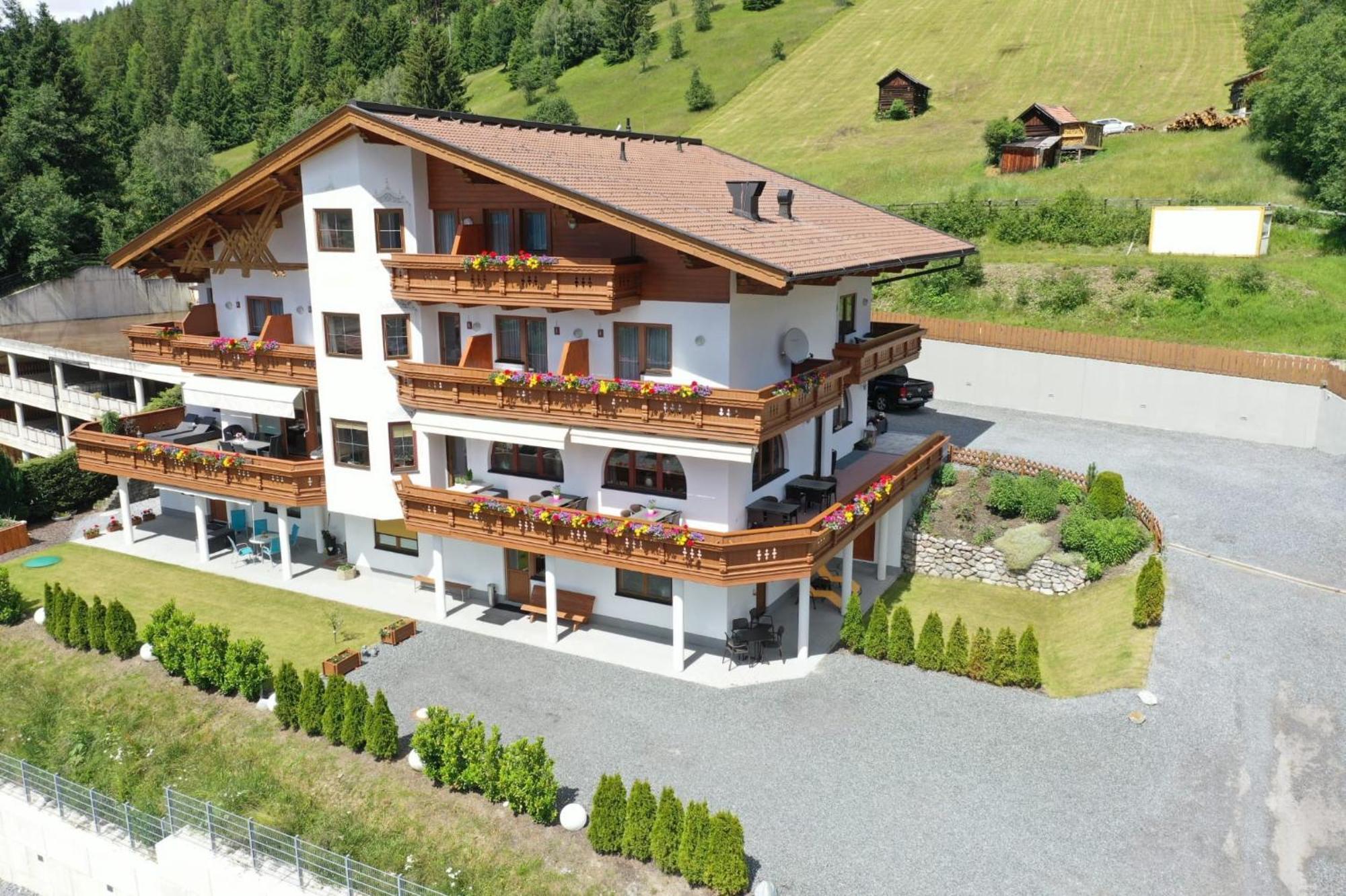 Hotel Romantica Jerzens Exteriér fotografie